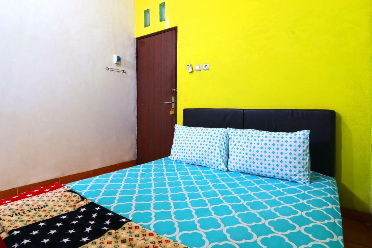 Semata Wayang Syariah Homestay Banjarbaru Exterior foto